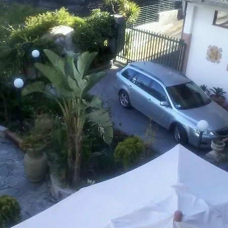 Dom wakacyjny La Valle Dell'etna Zafferana Etnea